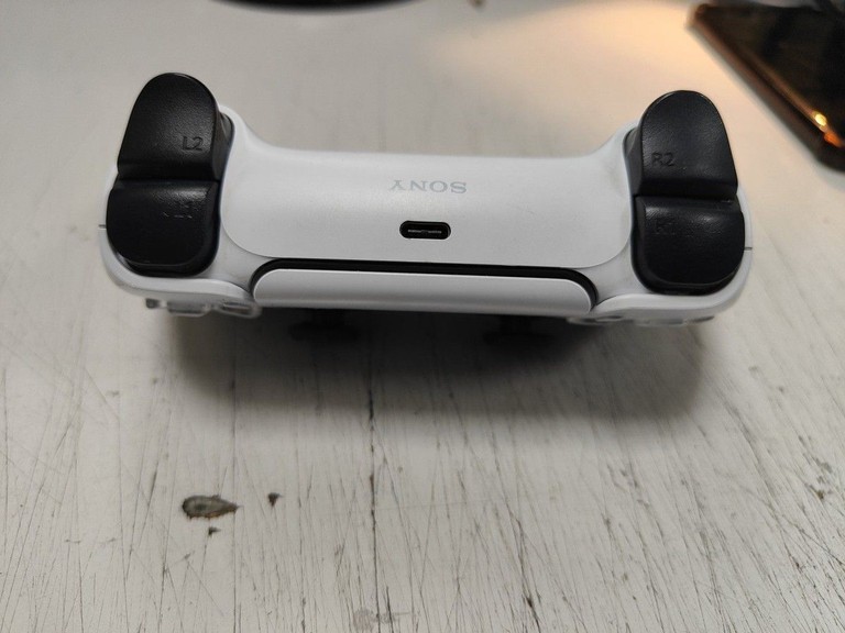 Дешево Sony DualSense Black з ломбарду