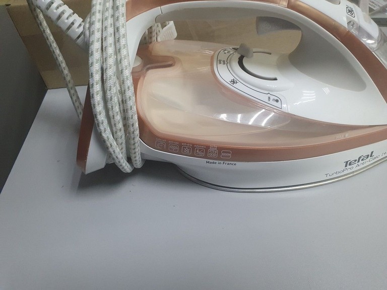 Дешево Tefal TurboPro Anti-Calc FV5697 з ломбарду