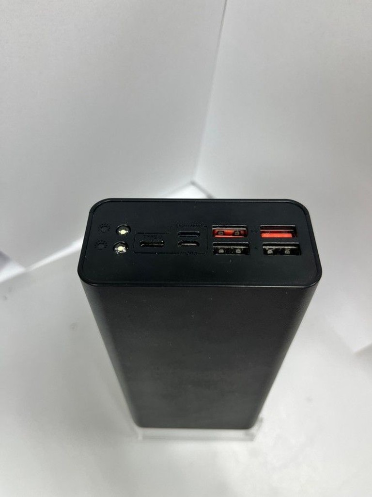 Дешево Xo PR124 Digital Display 40000mAh Black з ломбарду