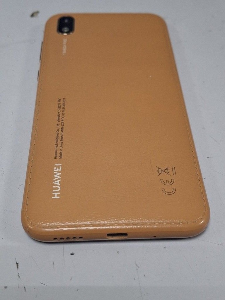 Купити Huawei y5 2019 amn-lx9 2/16gb Б/У