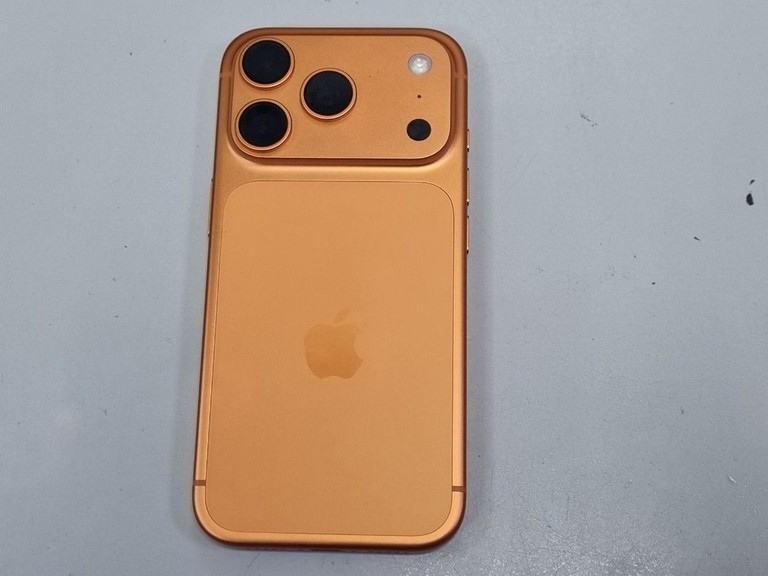 Apple iPhone 17 Pro 256GB Deep Blue (MG8J4) Код:01-201107151. Зображення 9