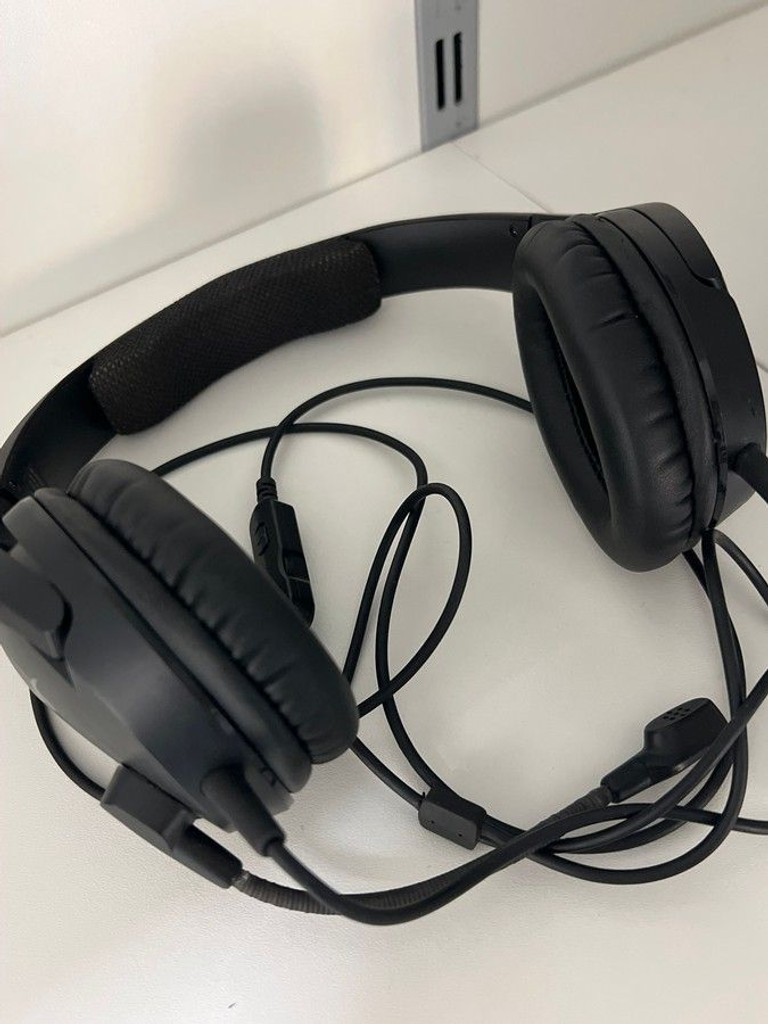 Оголошення Hyperx cloud stinger core pc Б/У