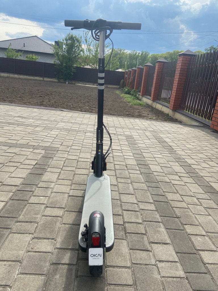 Дешево Okai ES10 NEON Lite з ломбарду