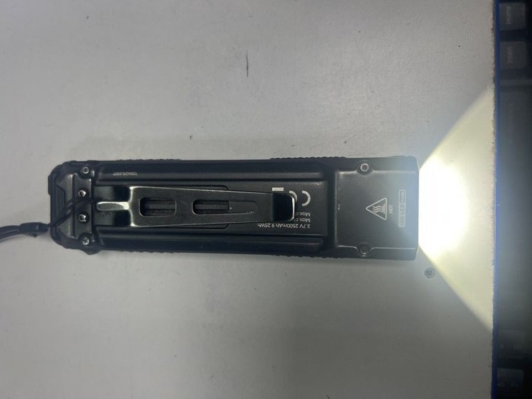 Купити Nitecore EDC29 Б/У