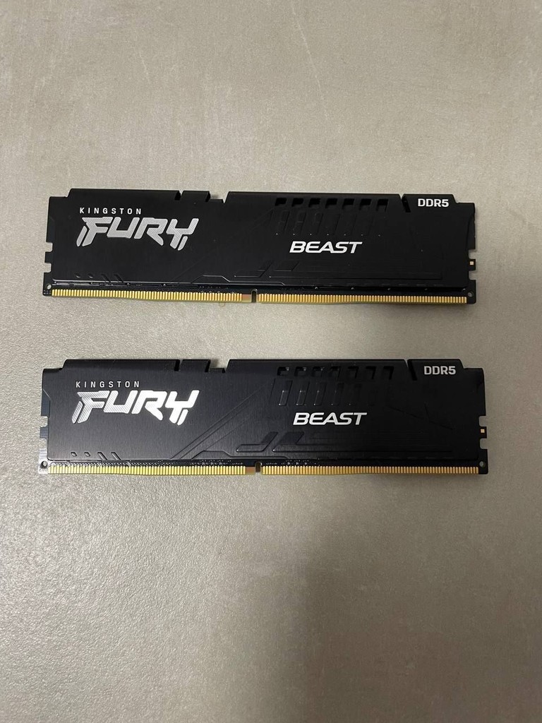 Купити Kingston fury 64 GB (2x32GB) DDR5 5600 MHz Beast RGB (KF556C40BBAK2-64) Б/У