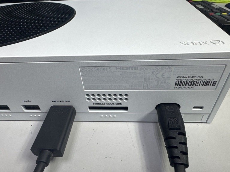 Дешиво Microsoft xbox series s 512gb с ломбарда