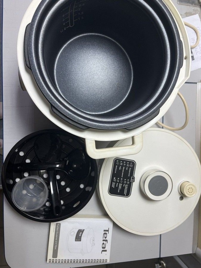 Оголошення Tefal TURBO CUISINE CY754130 Б/У