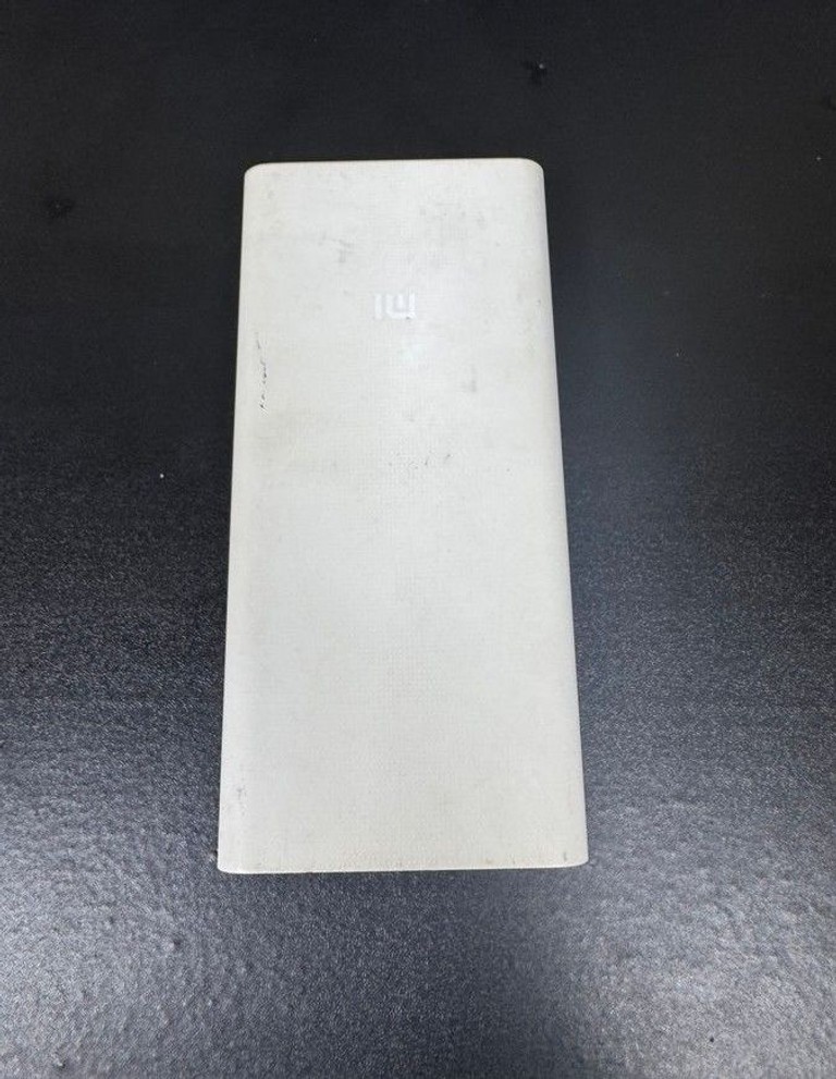 Купити Xiaomi mi power bank 3 20000 mah usb-c 18w Б/У