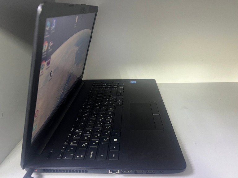 Объявление Hp 15/pentium n3710 ddr3/4gb ddr3/hdd 500 gb/ssd *відсутній/*інтегрована Б/У