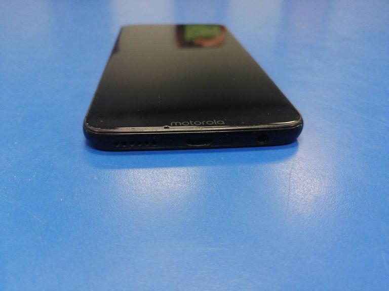 Розпродаж Motorola xt1962-5 moto g7 4/64gb, продавець Техноскарб