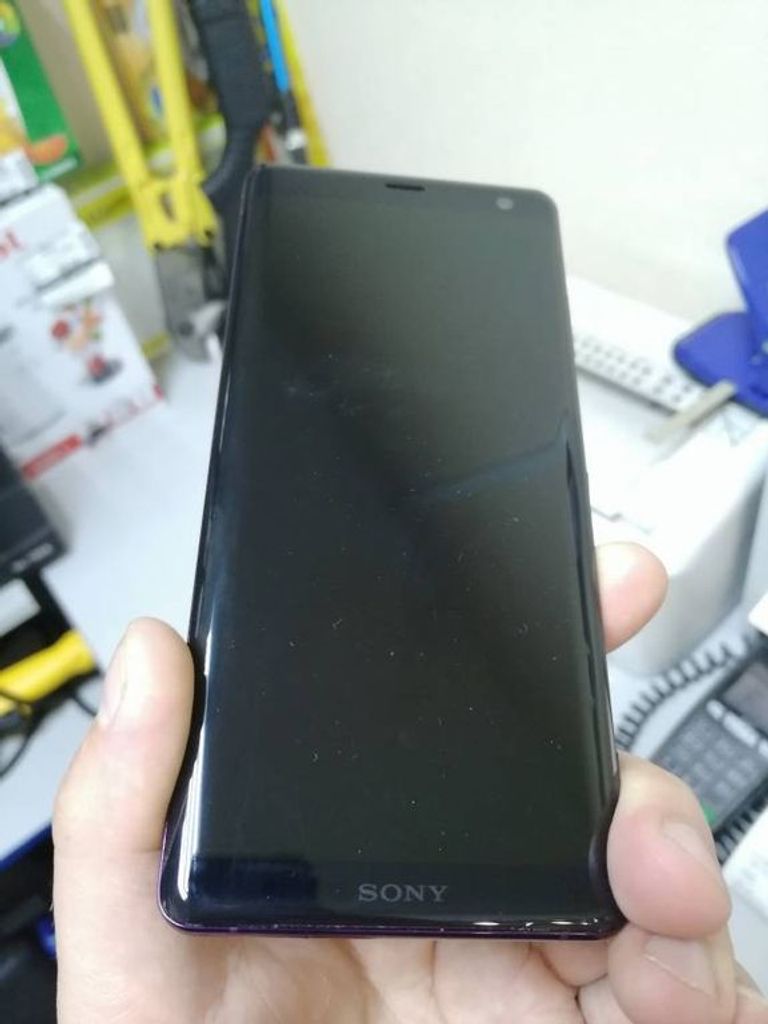 Дешево Sony xperia xz3 h9436 4/64gb з ломбарду