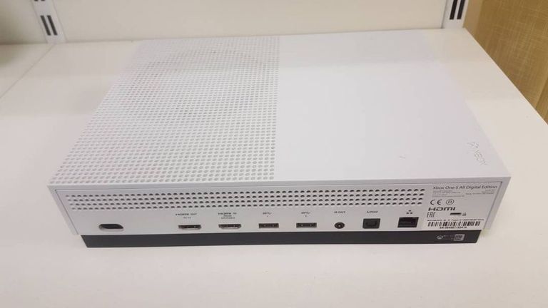 Xbox360 one s 1000gb Код:01-200103228. Зображення 5