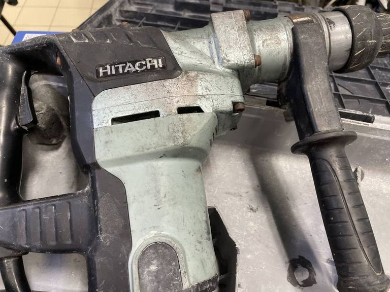 Hitachi DH38MS