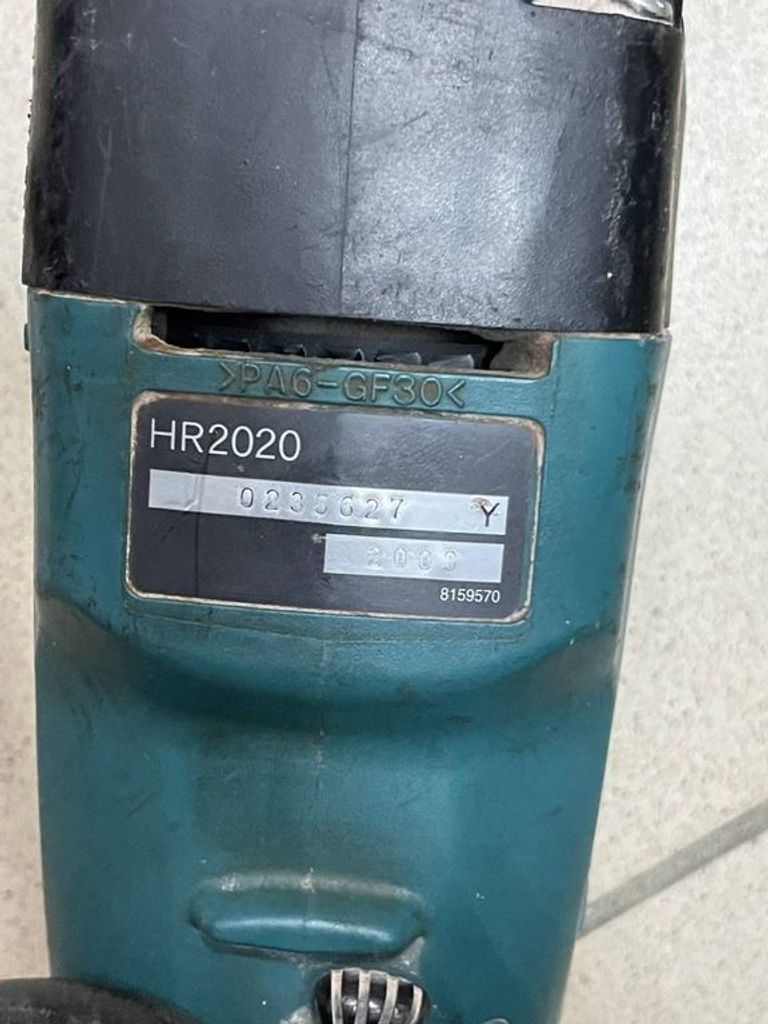 Makita  HR2020