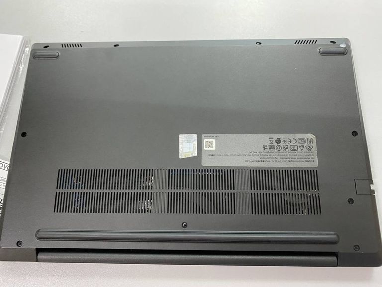 Lenovo V14 G2 ITL 