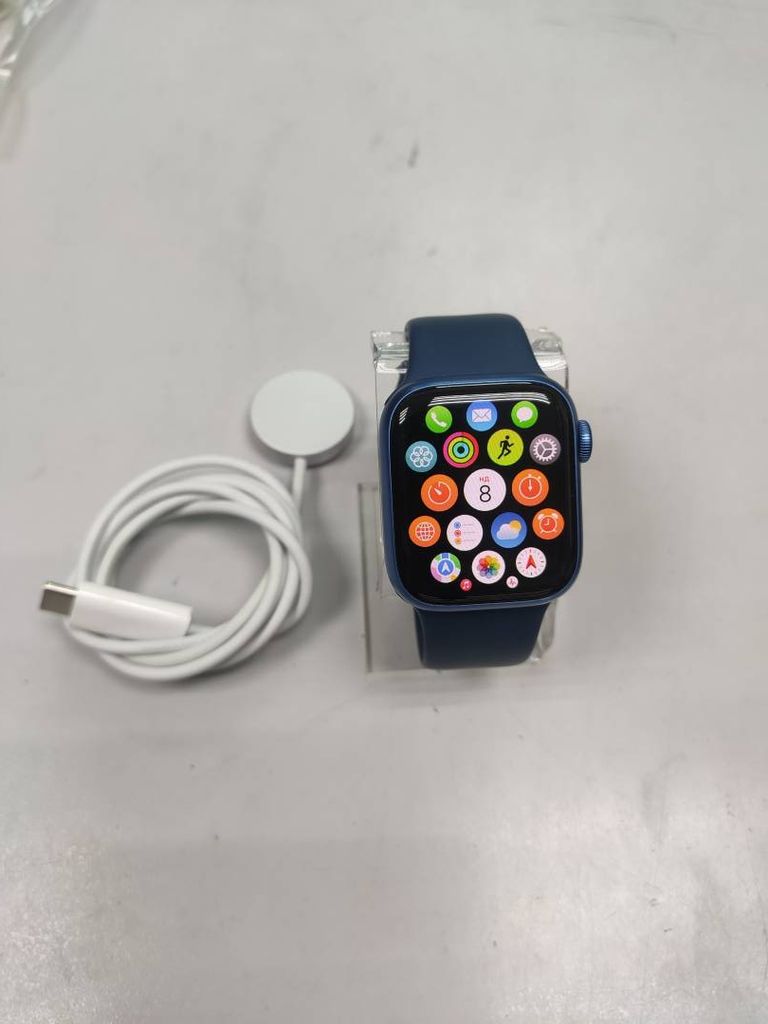 Apple watch series 7 gps 41mm aluminum case with sport