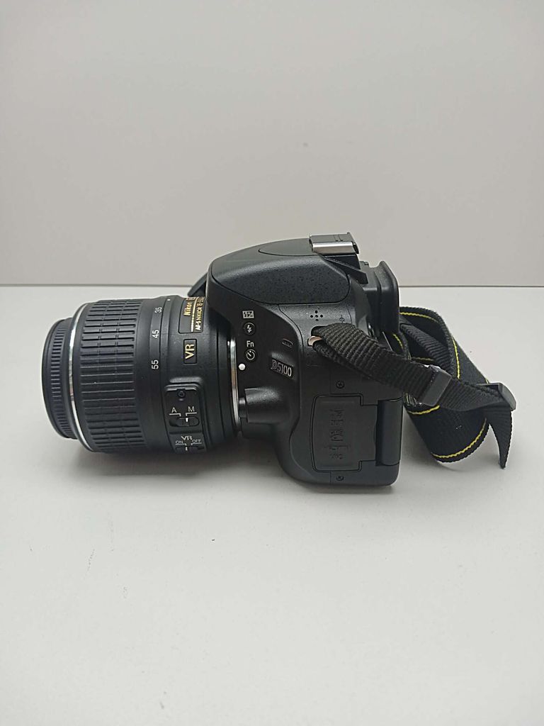 Nikon D5100 kit (18-55mm VR)