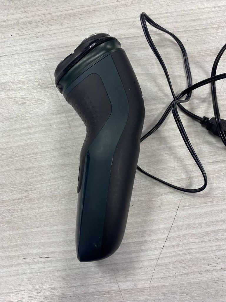 Дешево Philips Shaver Series 3000X X3002/00 з ломбарду