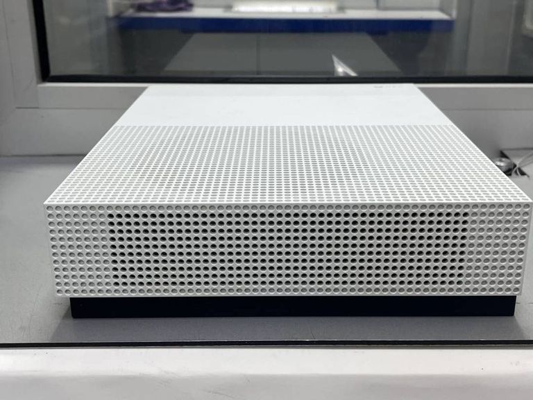 Microsoft xbox series s 1 tb Код:01-200462358. Изображение 7