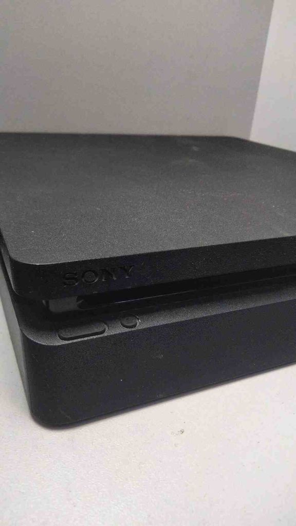 Оголошення Sony ps 4 slim cuh-2208b 1tb Б/У