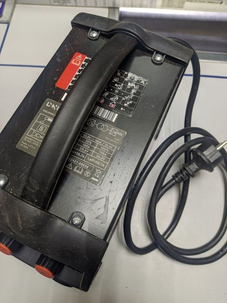 Дешево Dnipro-M m-16pw з ломбарду