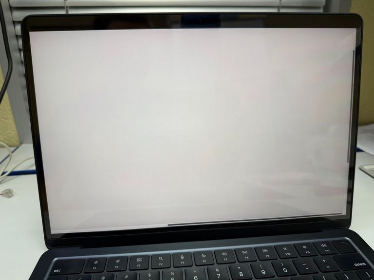 Apple macbook air 13,6" m2 2022 Код:01-200589590. Изображение 17