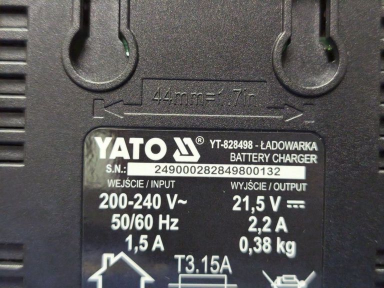 Купить Yato yt-827790 1акб 2ah зп Б/У