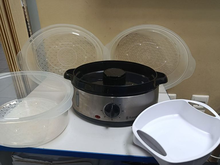 Оголошення Russell Hobbs 19270-56 Б/У