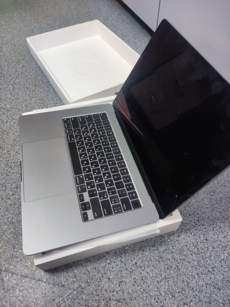 Apple MacBook Air 13,6" M3 2024 Silver (MXCT3) Код:01-200605038. Изображение 6