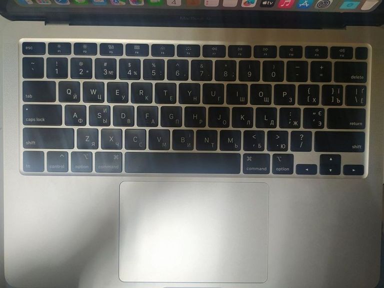 Объявление Apple macbook air 13" 2020 a2179 core i3 1,1ghz/ram8gb/ssd256gb/intel iris plus graphics Б/У