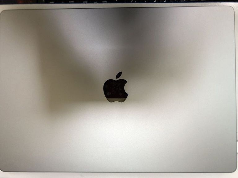 Apple 16,2/a2485/ m1 pro 10-cpu/ 16-gpu/ ram32gb/ ssd512gb/ retina xdr, truetone Код:01-200777972. Изображение 10