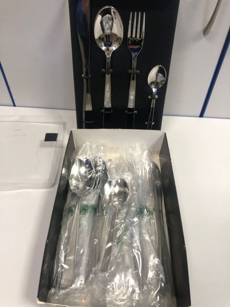 Дешево Abert toronto 24 предмети / 955747 з ломбарду