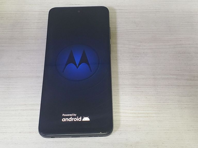 Оголошення Motorola xt2235-2 moto g32 6/128gb Б/У