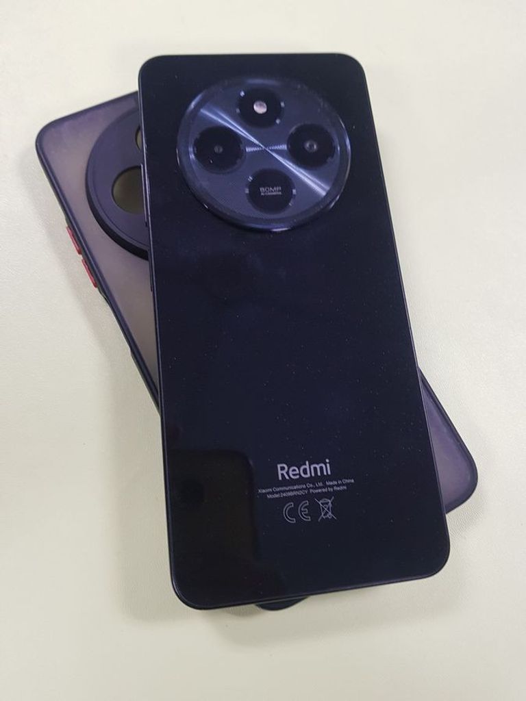 Купити Xiaomi Redmi 14C 4/128GB Midnight Black Б/У
