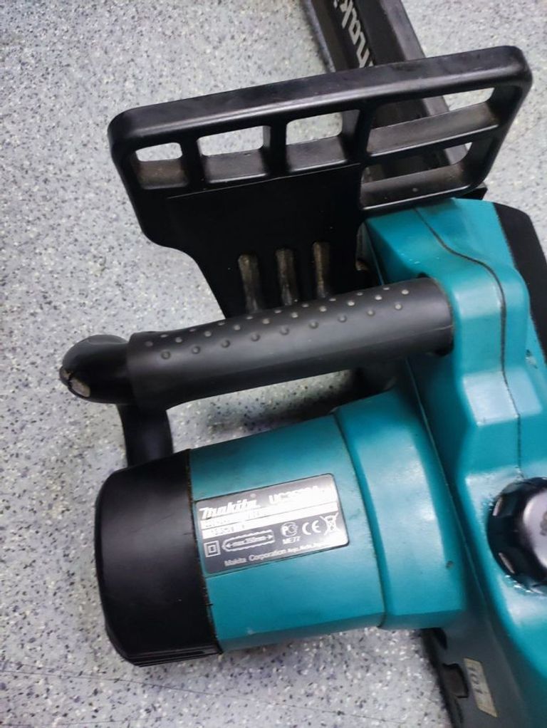 Дешиво Makita UC3520A с ломбарда