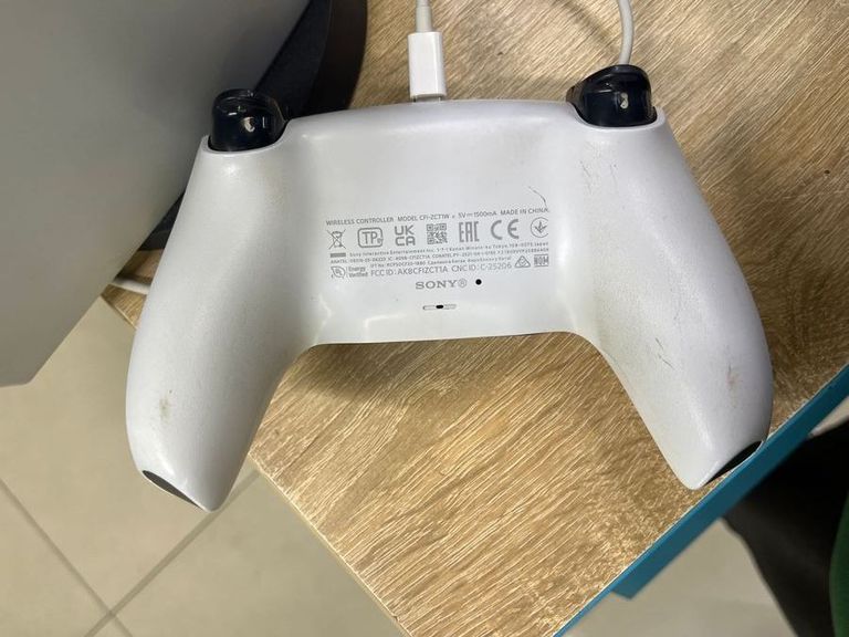 Sony PlayStation 5 825GB Код:01-200629032. Зображення 6