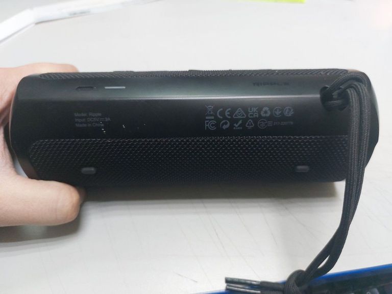 Оголошення Hifuture Ripple Blue (ripple.blue.) Б/У