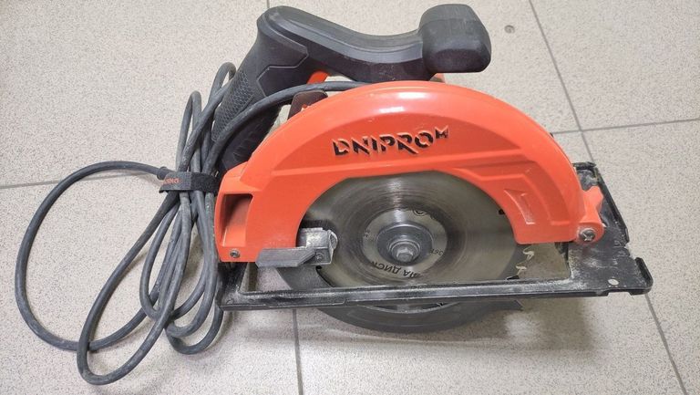 Купити Dnipro-M cs-185m Б/У