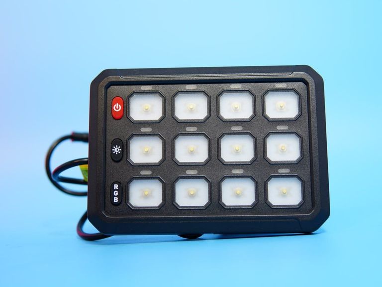 Дешево панель  з ломбарду