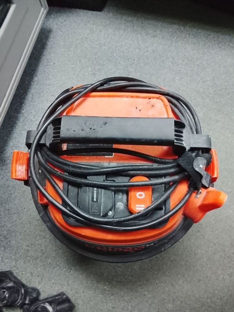 Дешево Dnipro-M vcw-20sa з ломбарду