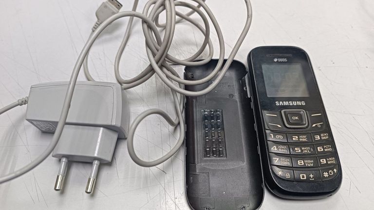 Дешево Samsung e1200 з ломбарду