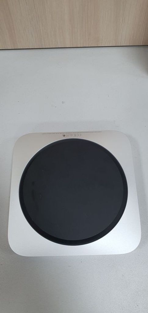 Дешево Apple mac mini a2686 mmfj3 m2/8core/ram 8gb/ssd256gb з ломбарду