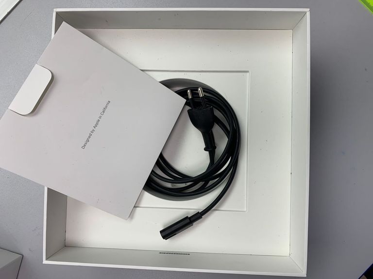 Apple mac mini a2686 mmfj3 m2/8core/ram 8gb/ssd256gb Код:01-200623391. Изображение 6