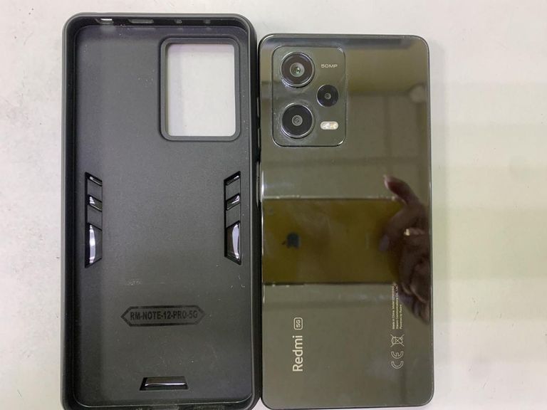 Купить Xiaomi Redmi Note 12 Pro 5G 6/128GB Black Б/У