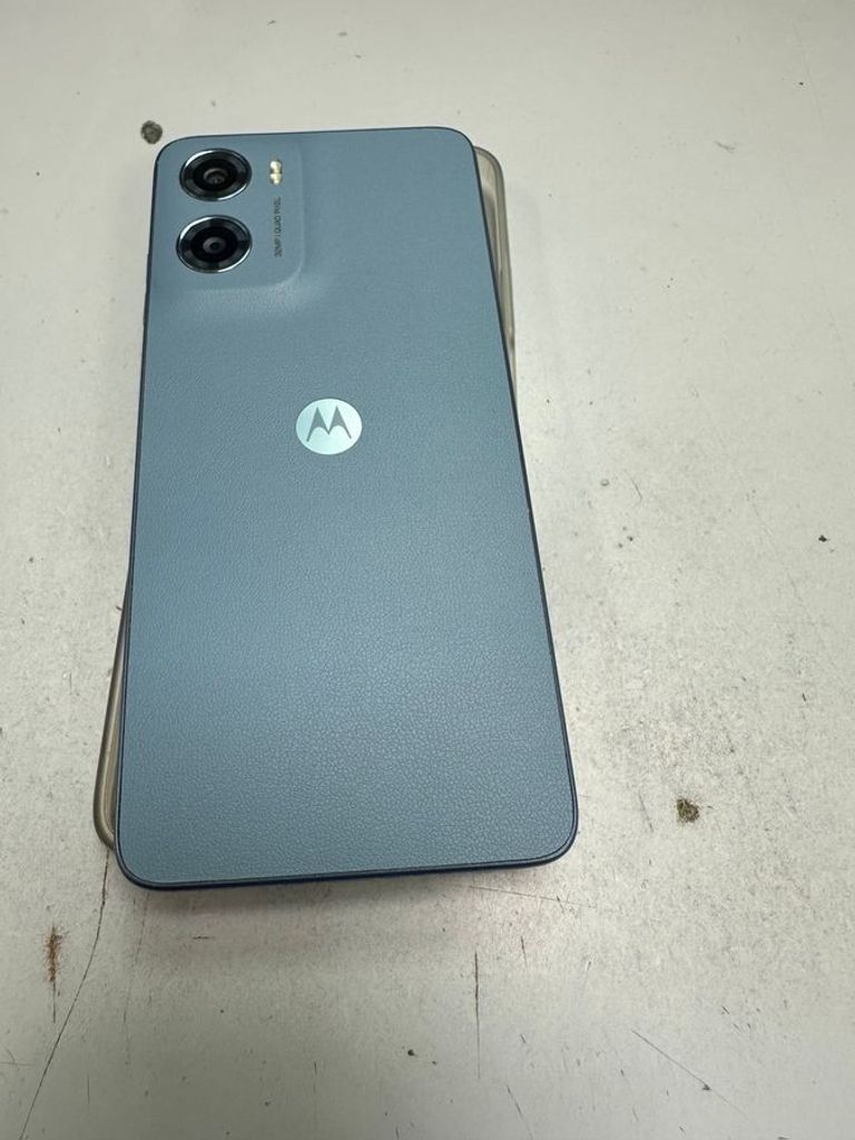 Дешиво Motorola moto e15 2/64gb с ломбарда
