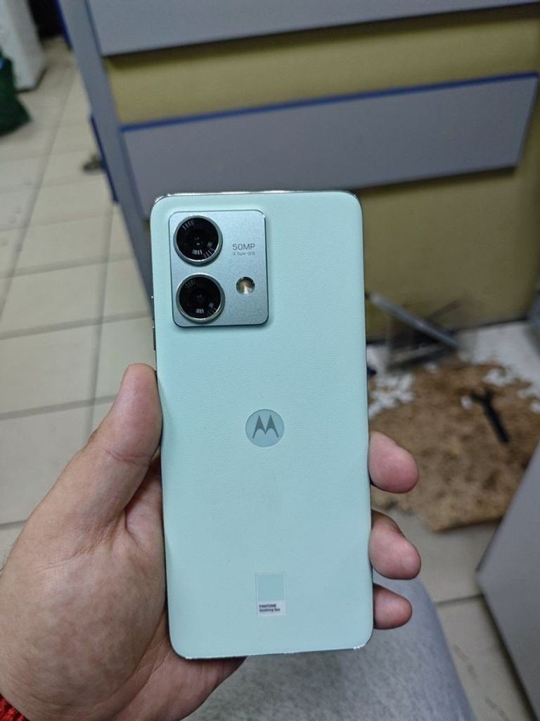 Дешево Motorola edge 40 neo 12/256gb з ломбарду
