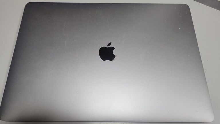 Apple macbook pro a1707 core i7 2,9ghz/ ram 16gb/ ssd 1tb/ intel hd graphics 530 Код:01-200815701. Зображення 9