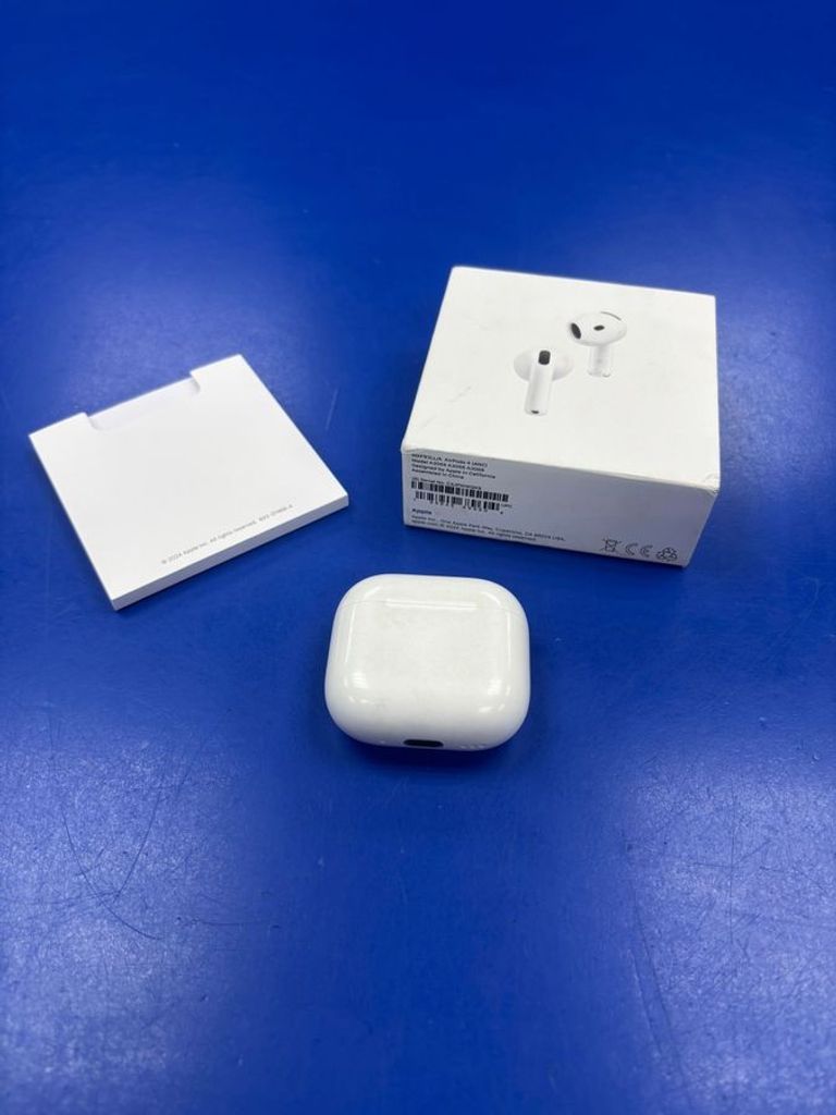 Купити Apple airpods 4 with active noise cancellation Б/У