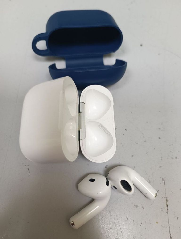 Розпродаж Apple airpods 4, продавець Техноскарб