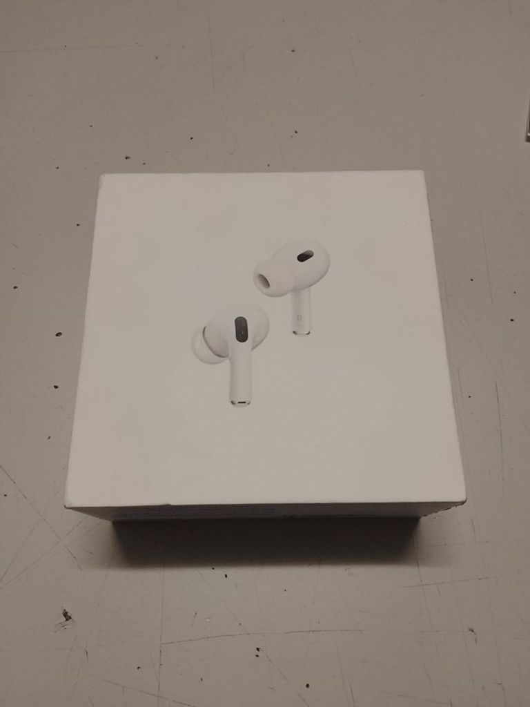 Apple airpods pro 2nd generation with magsafe charging case usb-c Код:01-200848806. Изображение 7